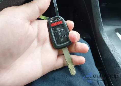 2016 Honda Civic Lx z USA, uszkodzony, nr VIN 19XFC2F59GE016330